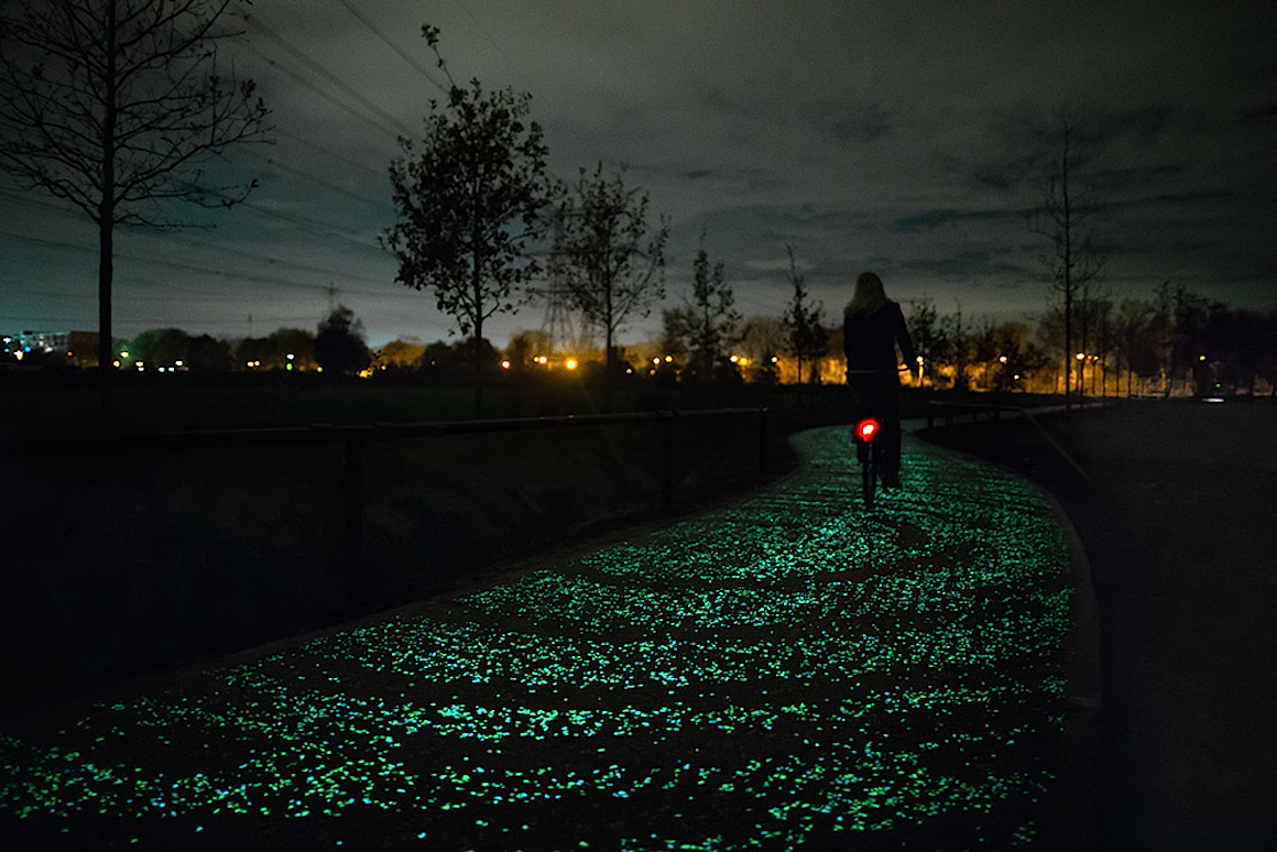glow_in_dark_bikepath_van_gogh_01