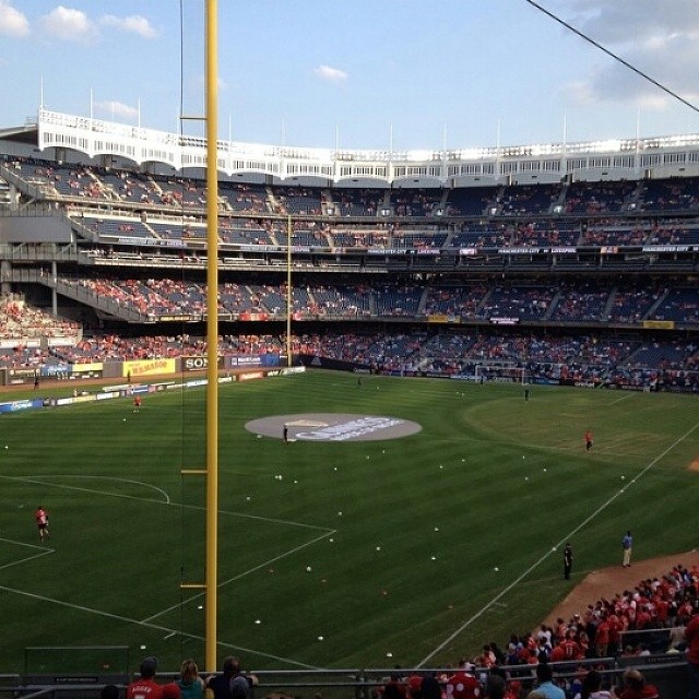 most_instagrammed_2014_09_yankeestadium