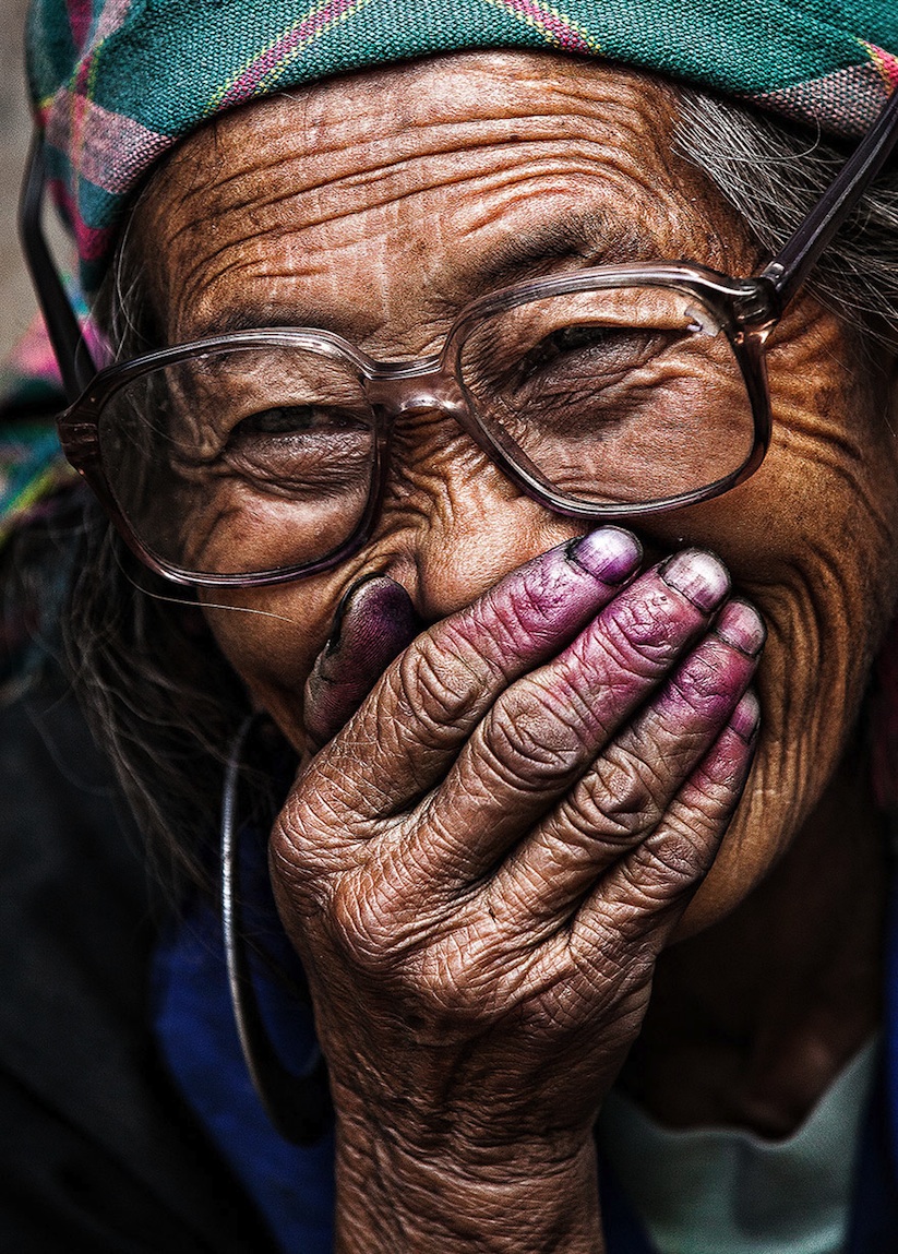 Hidden_Smiles_Of_Vietnam_by_Rehahn_2015_02