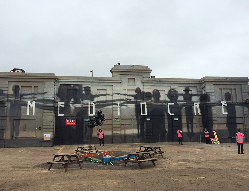 banksy-dismaland-theme-park_16b