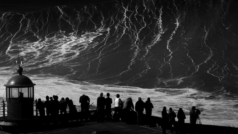 Black_Carnival_Nazare_Giant_Wave_by_Kylian_Castells_2017_01