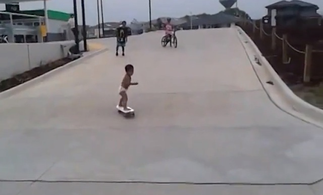 2_yo_skateboarder_04
