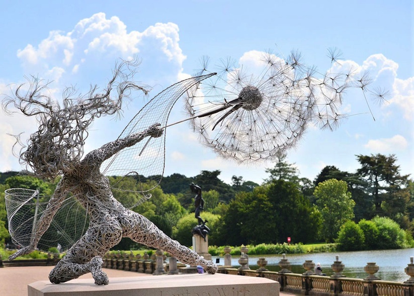 Dramatic_Steel_Wire_Fairy_Sculptures_Dancing_In_The_Wind_by_Robin_Wight_2014_01