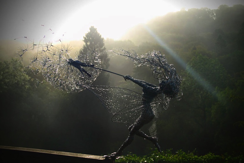 Dramatic_Steel_Wire_Fairy_Sculptures_Dancing_In_The_Wind_by_Robin_Wight_2014_04