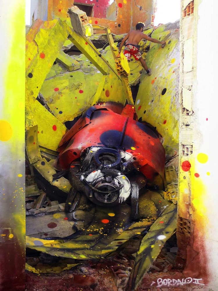 Stunning_3D_Creations_Made_Out_of_Trash_by _Bordalo_II_in_Lisbon_Portugal_2014_05