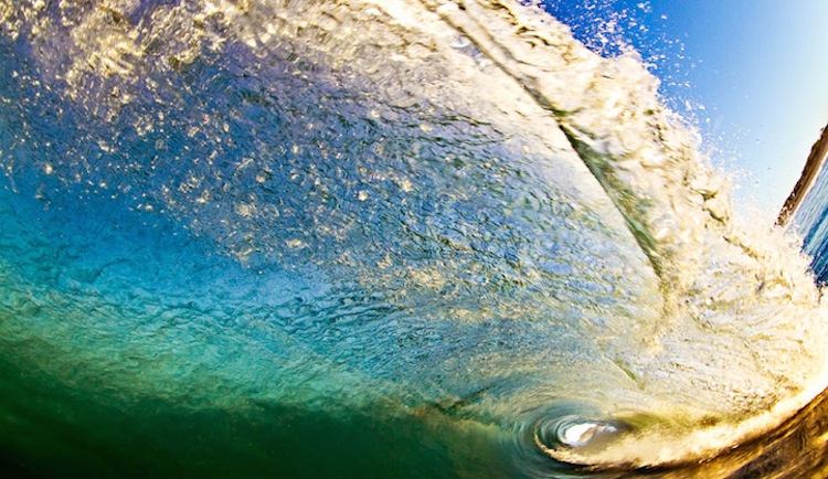 The_Thrill_Of_Surfing_Captured_In_Breathtaking_Photos_by_Ryan_Struck_2014_11