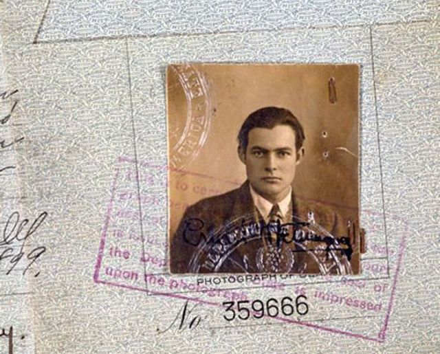 Vintage_passports_01