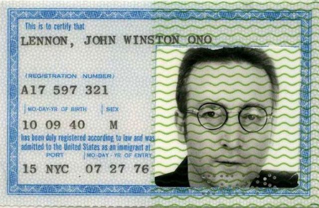 Vintage_passports_01a