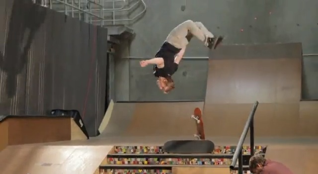 adam_miller_salto_backflip