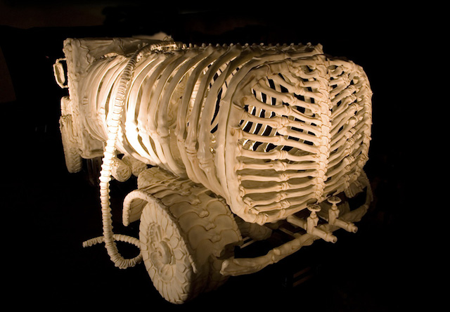 bone-vehicles-by-jitish-kallat_02