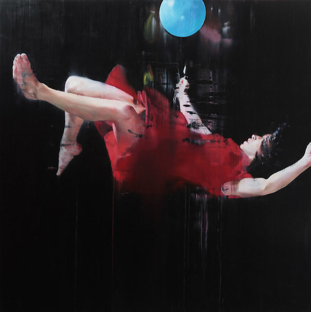 chloe_early_suspended_09