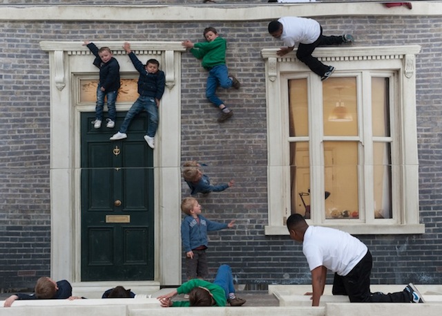 leandro_erlich_dalston_house_02