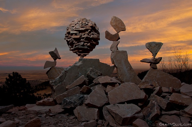 michael_grab_stones_05