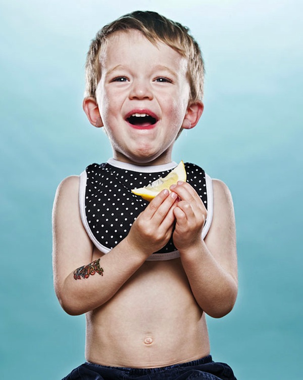 toddlers-tasting-lemon-1st-time_08