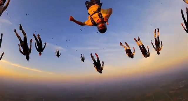 vertical_skydiving_worldrecord_04