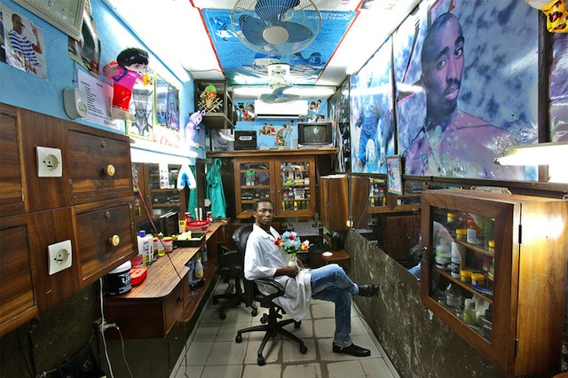 west-african_barbershops_01