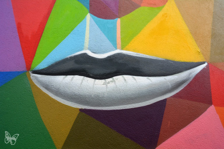 "New Mona Lisa" - Awesome Massive Mural By Street Artist Okuda In Paris