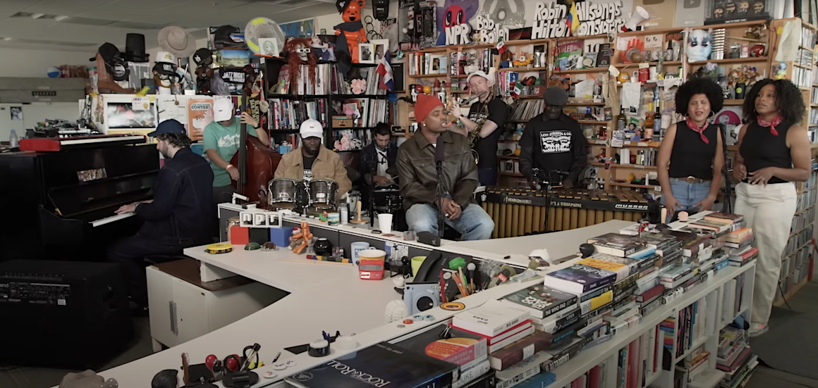 IDK performt live mit Band bei Tiny Desk Concerts